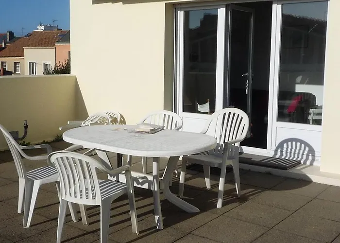 Bel T3 Renove Avec Terrasse, A 200m De La Plage, Wifi - Fr-1-92-691 Apartman *